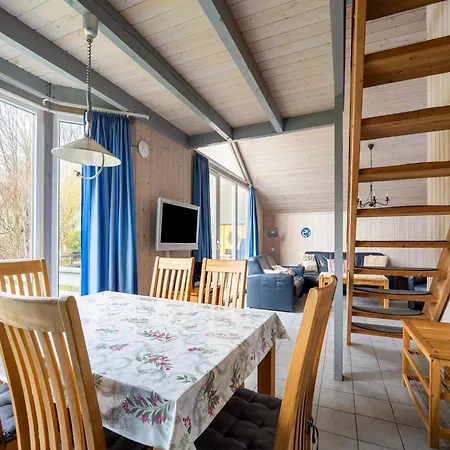 Holiday home Skandinavisches In Mirow *